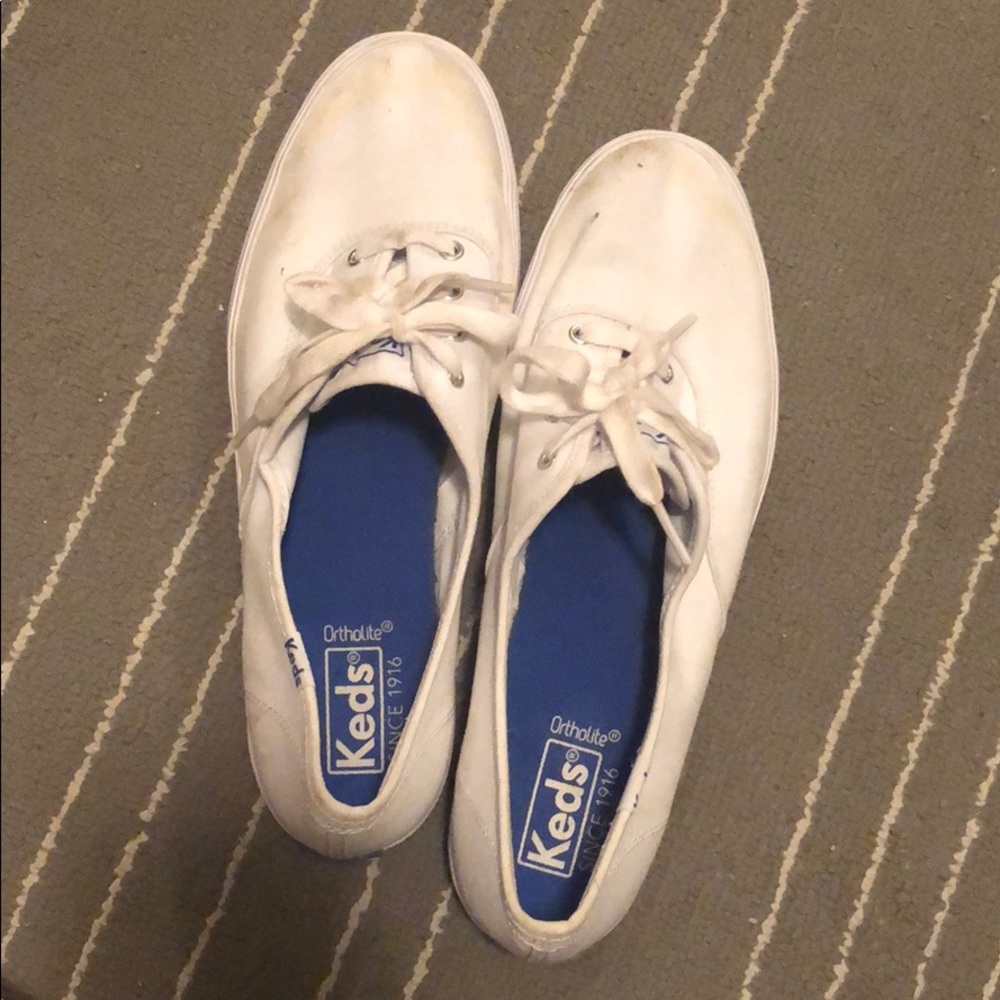 Keds. White-ish. The orthotite type.
